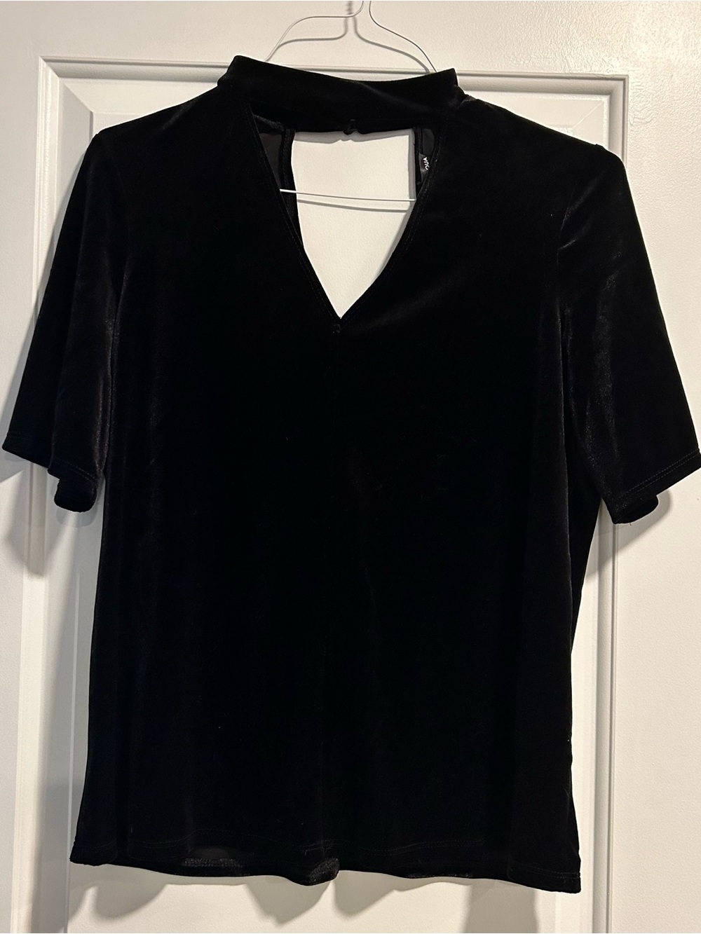 NWT Black Velvet Keyhole Top